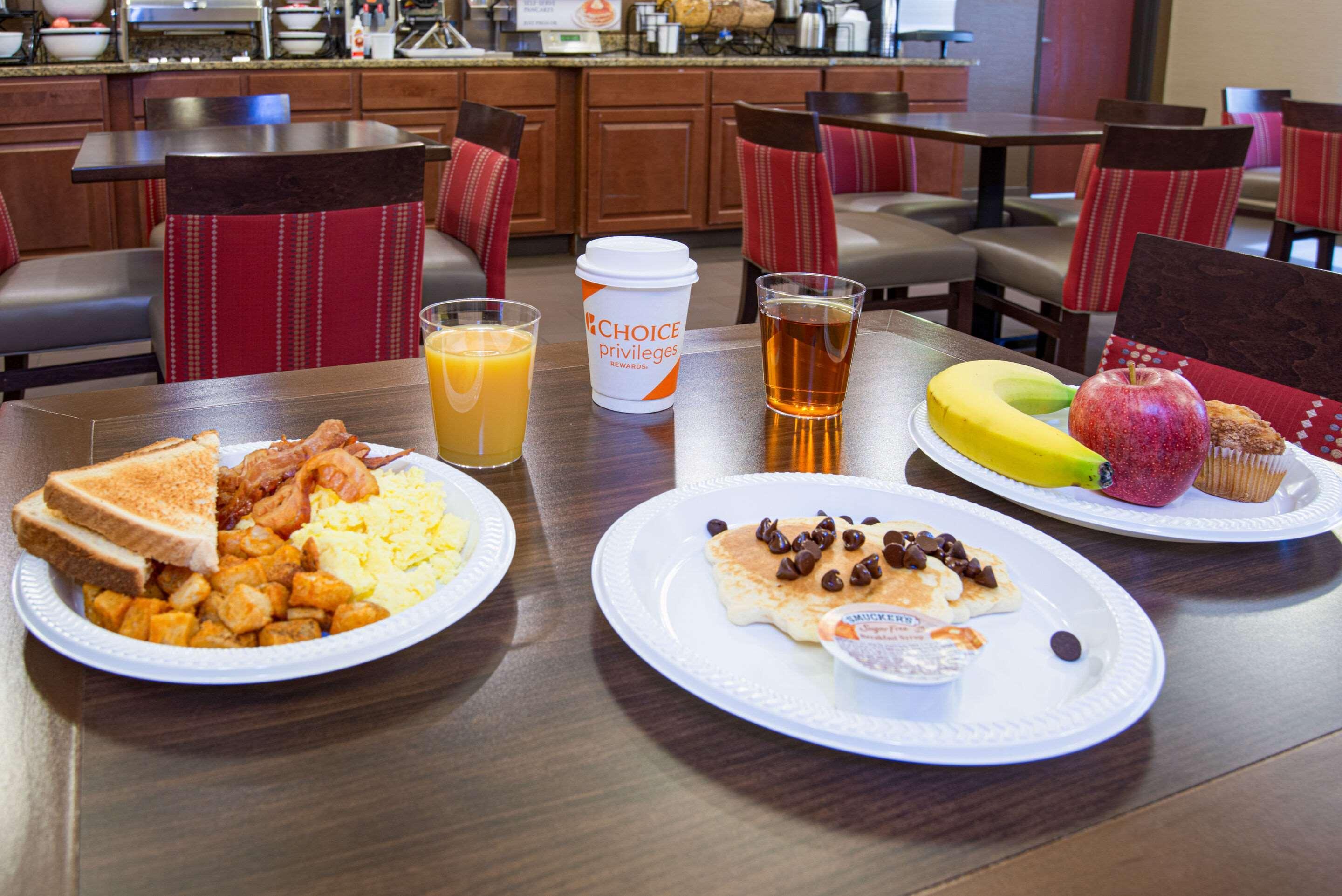Comfort Inn Naugatuck-Shelton, Ct מראה חיצוני תמונה