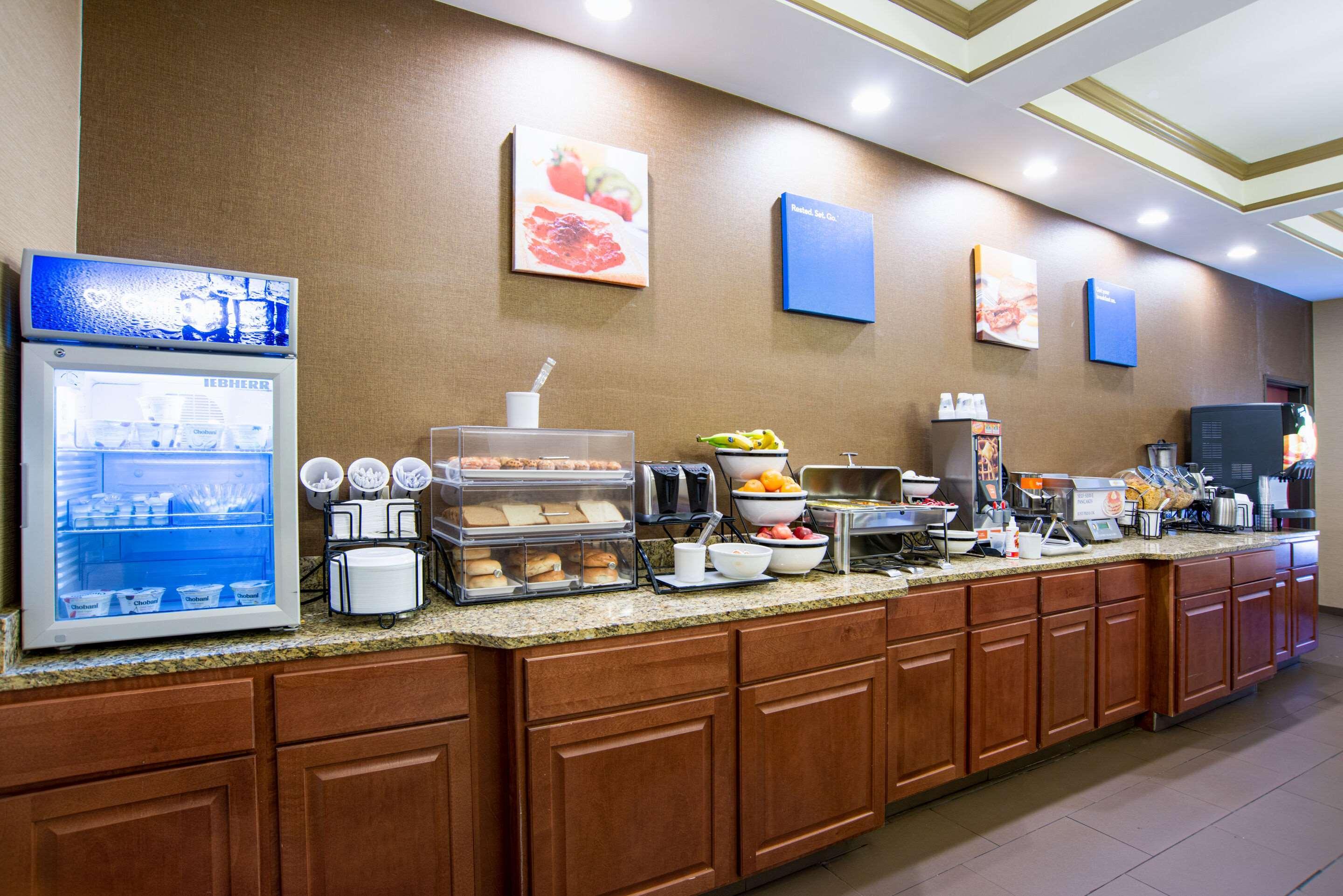 Comfort Inn Naugatuck-Shelton, Ct מראה חיצוני תמונה
